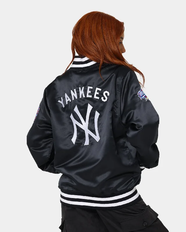 New Era New York Yankees Champs Jacket Navy/White Ribbed Jacket Pleated Jacket Ruffled Jacket