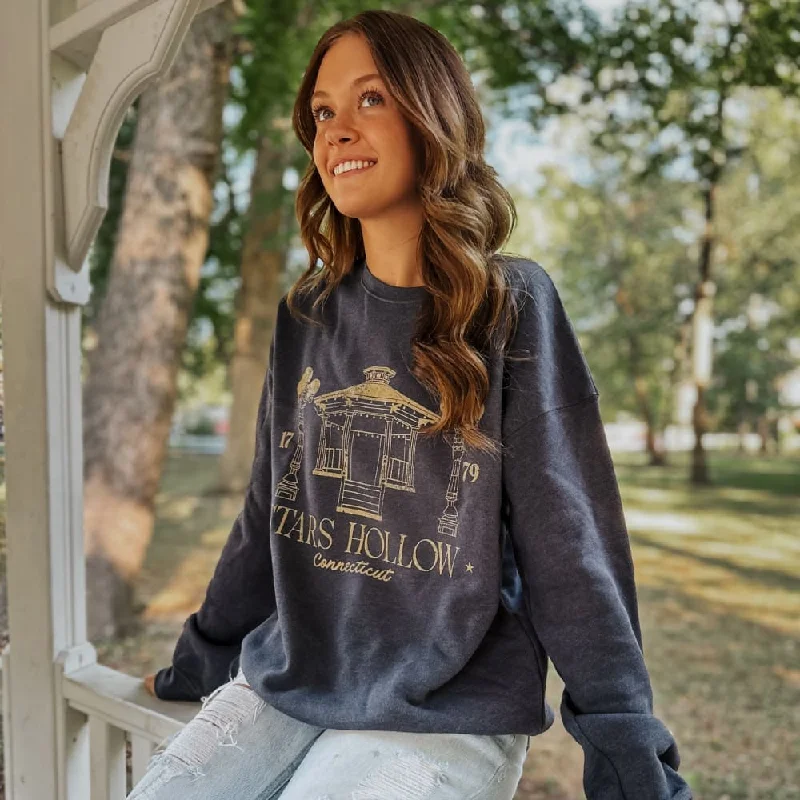 Stars Hollow Sweatshirt Hoodie with Cropped Fit Short Trendy