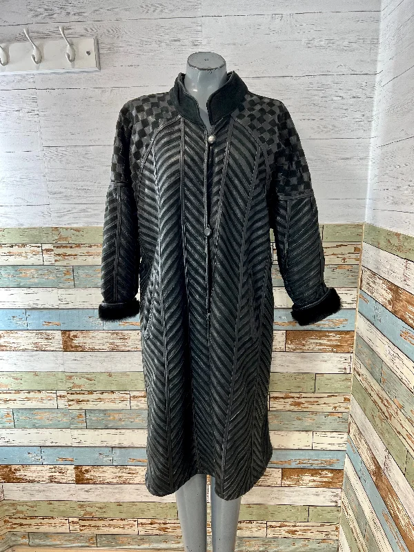 80’s Shearling Black Patten Squares Coat Coat Overcoat Trench Coat