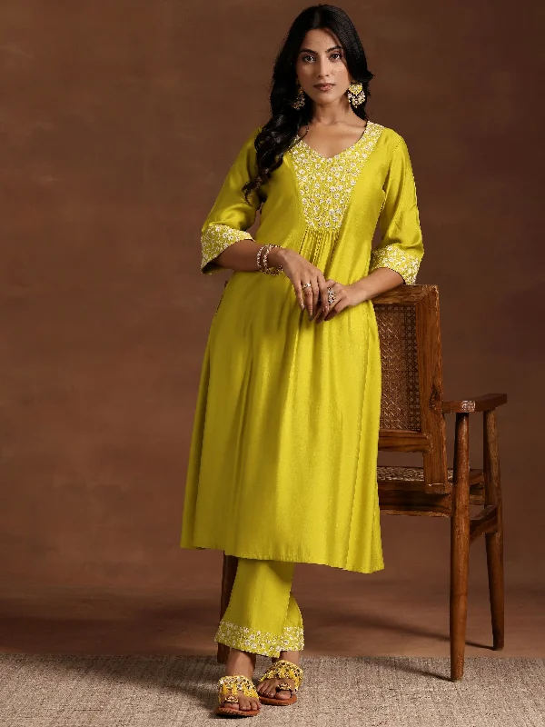 Yellow Yoke Design Silk Blend A-Line Kurta With Trousers Trousers Modern Contemporary